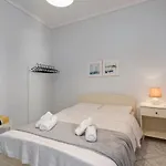 Upscale And Spacious 3Br Home