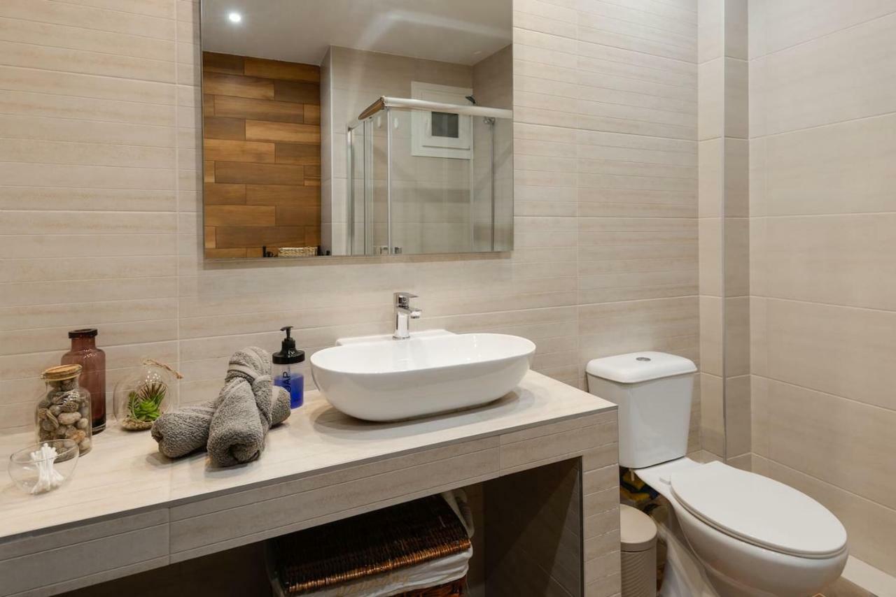 Upscale And Spacious 3br Thessaloniki