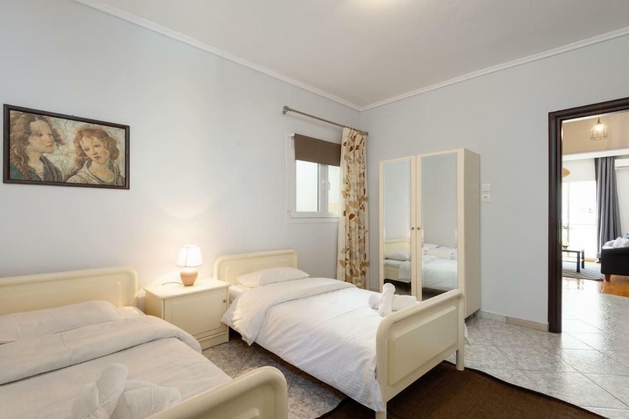 Apartment Upscale And Spacious 3br Thessaloniki