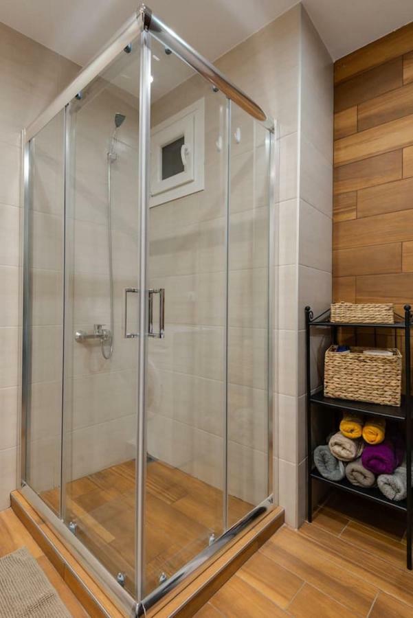 Apartment Upscale And Spacious 3br *