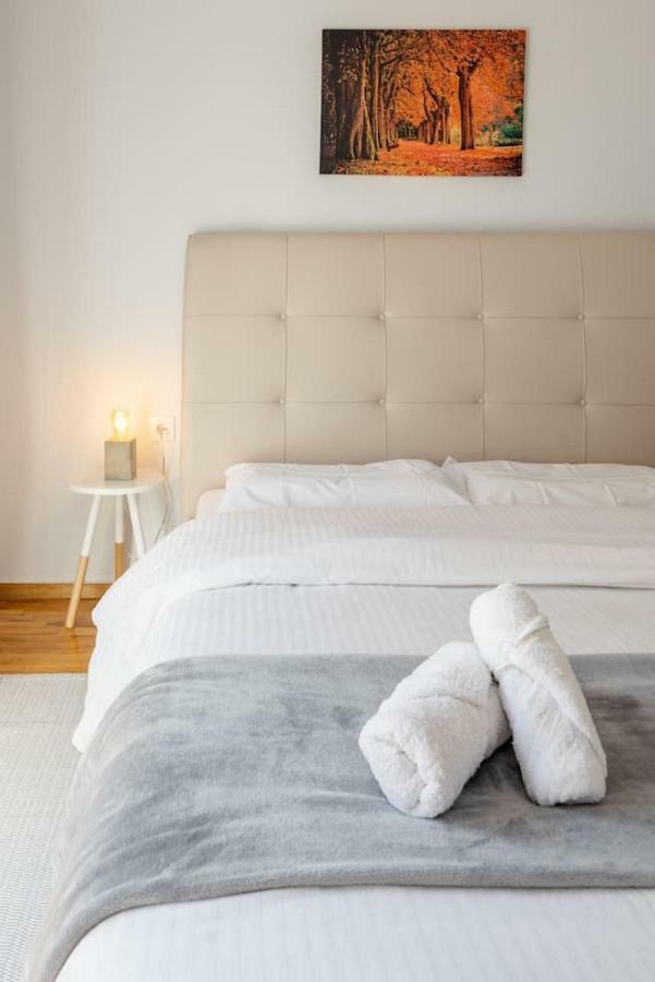 Upscale And Spacious 3br Thessaloniki